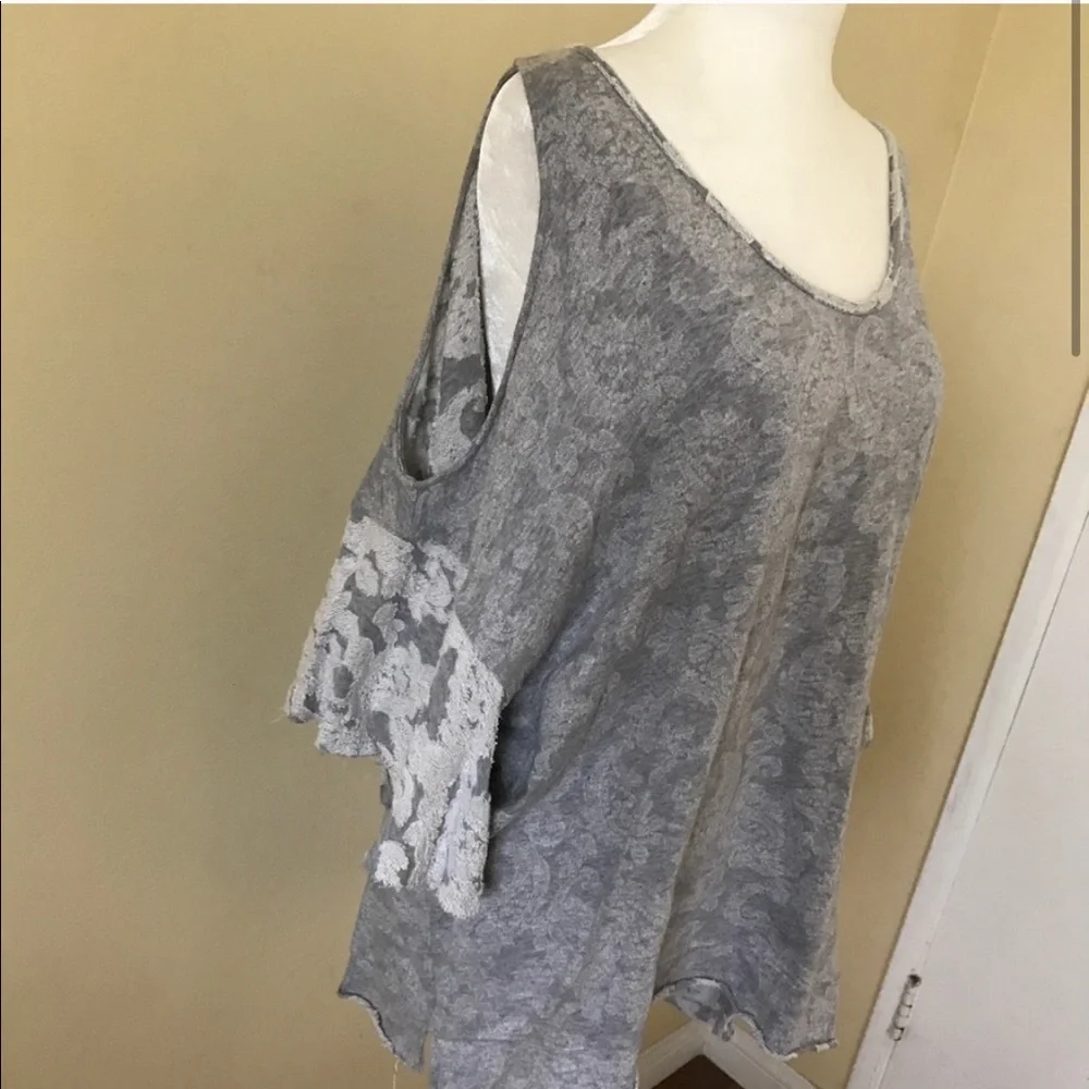 Free people gray cold shoulder sweatshirt